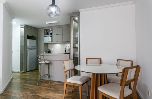 Cachoeira do Bom Jesus Apartment | 150m from the beach | 60" Smart TV #CHA15
