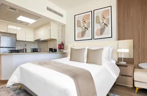 Al Satwa Apartment | 151 Residence