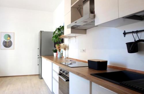 Isolotto Apartment | 15min to Downtown, Welcoming Apt near tram T1