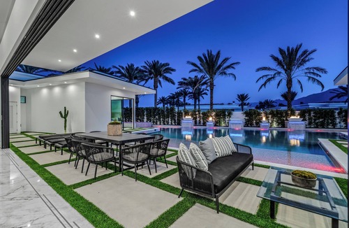 Indio House | 16 Luxury Villas for Private Resort-Style Retreats & Events | Bravo by AvantStay