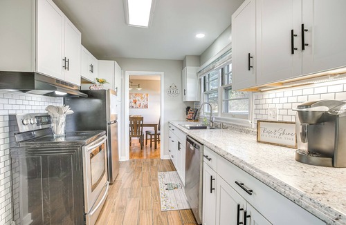 Newark House | 16 Mi to Buckeye Lake: Family-Friendly Newark Home