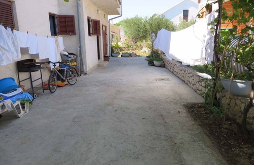 Vrsi House | 160 m² House ∙ 4 bedrooms ∙ 8 guests