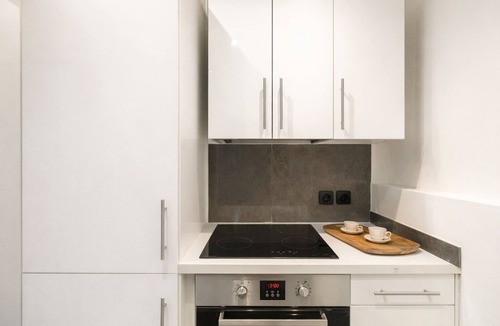 Necker Apartment | 1600 Lecourbe
