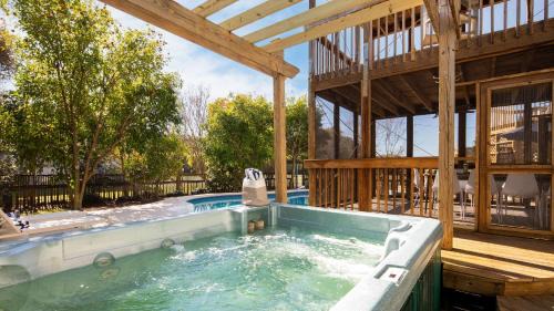 Sullivan's Island House | 1601 Poe Ave - Raven by AvantStay