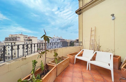 Dreta de l'Eixample Apartment | 163 m² Apartment ∙ 4 bedrooms ∙ 12 guests