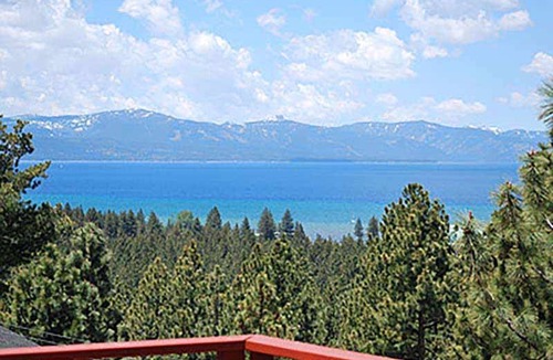 South Lake Tahoe House | 163 m² House ∙ 3 bedrooms ∙ 9 guests