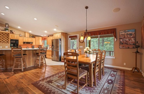 River Forest Acres House | 164 Jillian - Private, Peaceful Near Deschutes River, Hot Tub, Fenced Yard, Ping Pong, & Foosball