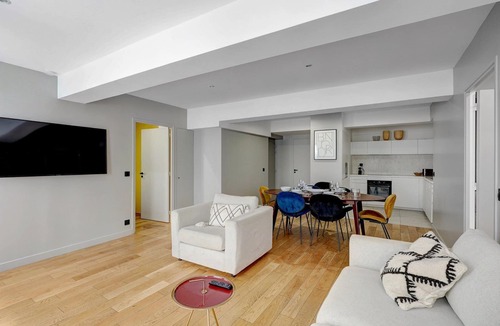 Strasbourg -Saint-Denis Apartment | 169 Suite W - Elegant Apartment in Paris