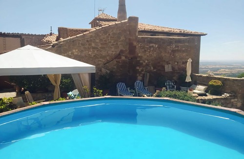 Santa Eulalia la Mayor Villa | 16th century palace house in the Natural Park of Sierra de Guara