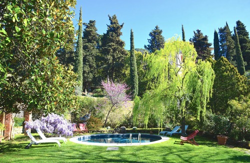 Chiavari Villa | 16th-century hunting lodge with pool and garden within a historic private villa