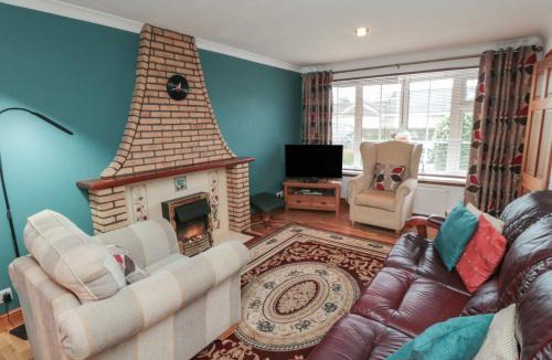Pickering House | 17 Costa Way