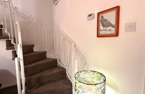Sutton Coldfield House | #173 Tranquil Streetly Home with Parking - Sleeps 5