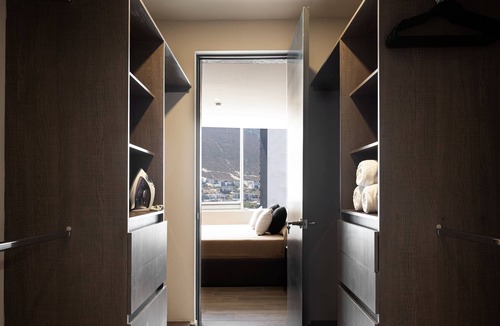 Monterrey Apartment | 17th-Floor Mountain Views, Rooftop Pool & Gym