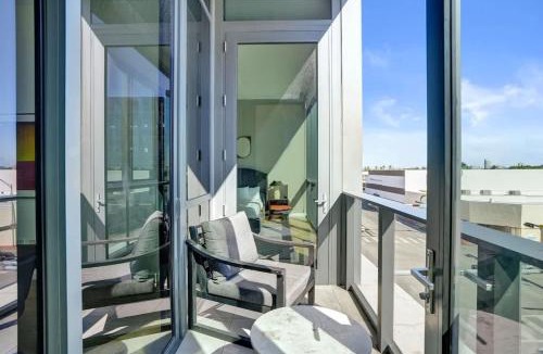 West Avenue Apartment | 17WEST Spacious 2BR Apartment with Balcony 411
