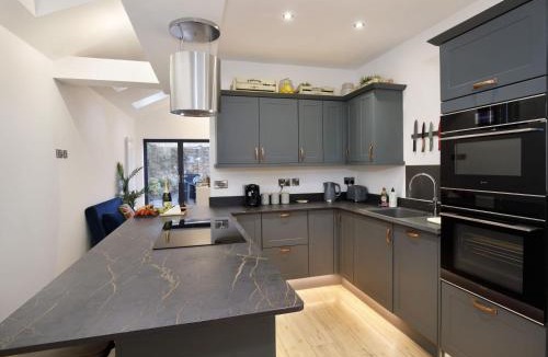 York House | 18 Darnborough