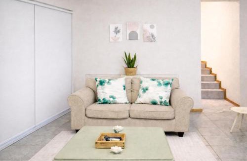 Bloemfontein Apartment | 18 on Basil