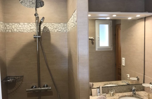 La Croix-Valmer Apartment | 180° SEAFRONT APARTMENT WITH BALCONY - EXCEPTIONAL!