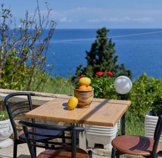 Samos House | 180 View Private 2 Bedroom Seaview Home