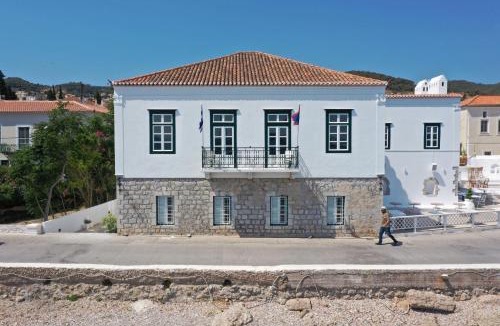 Spetses Villa | 1800 MANSION