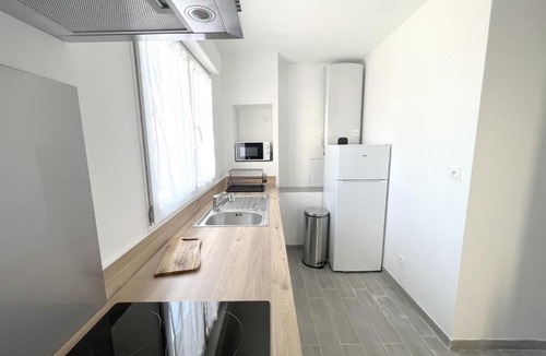 Gond-Pontouvre Apartment | 180B - Duplex T2 Tout Confort - Wifi Netflix