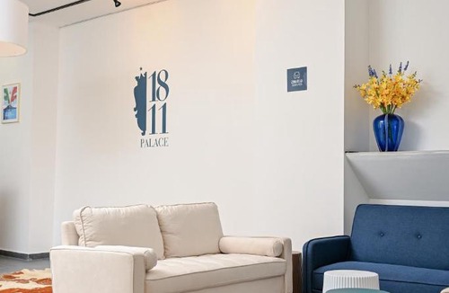 Naples City Centre Hotel | 1811 Palace