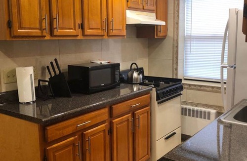 Union City Apartment | 1817 5A · Magical 2bed Apt/20 min to NYC-Parking Avail.