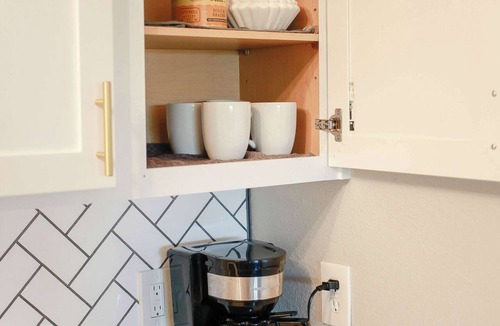 Cottage Line Apartment | 1866 EOV Dune Suite S