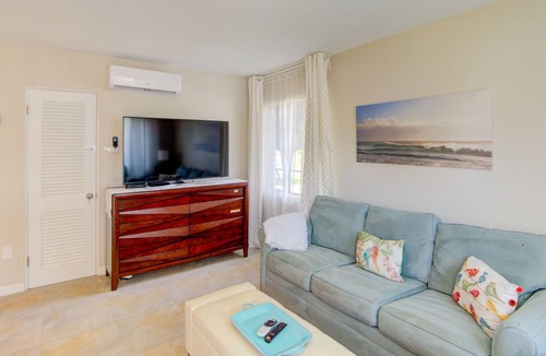 Arlington Park Apartment | 1887 Hyde St., Unit 2