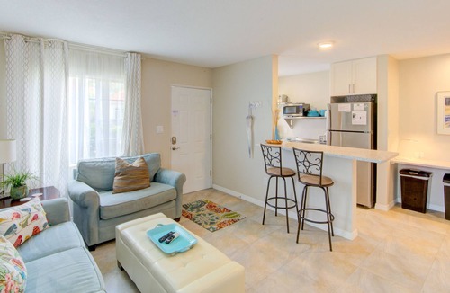 Arlington Park Apartment | 1887 Hyde St., Unit 2