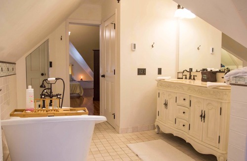 Deadwood Bed & Breakfast | 1899 Inn
