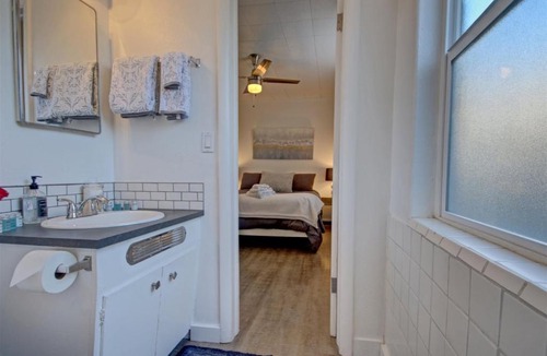 North End Apartment | 18th Street D