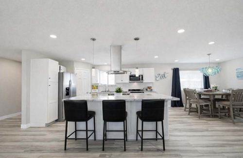 Lake Havasu City Villa | 18x60 Boat Pad Game Room-Lake View Villa-Hot Tub