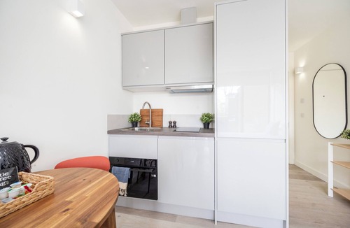 South Harrow Apartment | 190 Northolt Road - Campus Accommodation