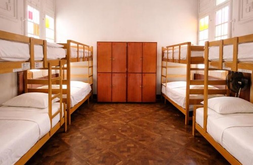 Cercado de Lima Hostel | 1900 Backpacker's Hostel