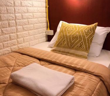 Pakse Hostel | 1918’s HOSTEL