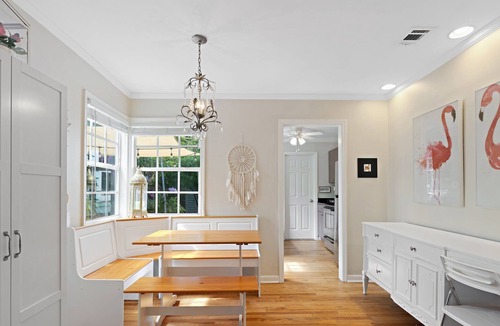 Parker Ridge House | 1940’s Tropical Bungalow with HOT TUB in the Heart of West Palm Beach!