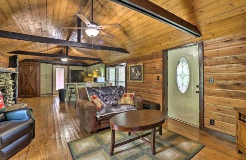 Talladega House | 1950's Serenity Pond Cabin w/View: Peace & Quiet!