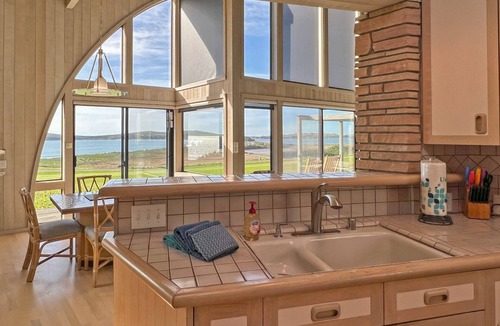 Bodega Bay House | 19th Hole - Spectacular ocean views, front line Bodega Harbour, 18th fairway