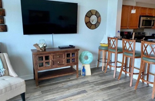 Myrtle Beach Condo | 1BD resort condo with resort amenities including a lazy river! Enjoy with friends & family