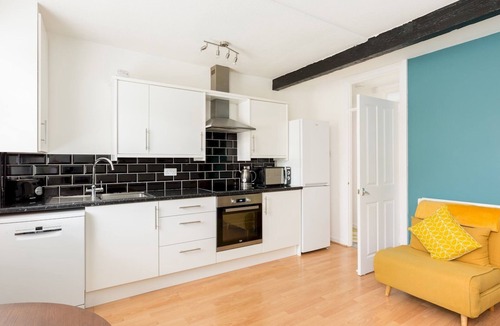 Leamington Spa Apartment | 1Bed Flat with parking Royal Leamington Spa - Pass the Keys