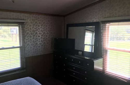 Short Creek Hotel | 1BR Apartment Near Outdoor Hotspots—Lake, Trails, Golf + Free Parking