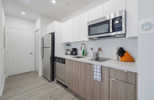 Wynwood Art District Apartment | 1BR Condo wRooftop Pool at Wynwood