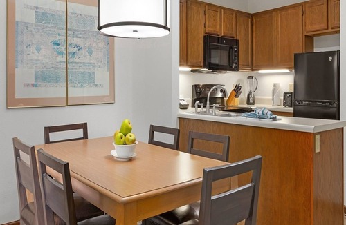Sapphire Resort | 1br Deluxe Boating, Skiing, Fun in the Sun -ML