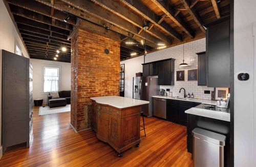 Covington House | 1BR Downtown, Close to Cincinnati Stadiums & Bars