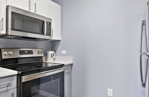 Everett Apartment | 1BR Near Encore Boston qivx