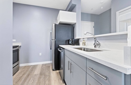 Everett Apartment | 1BR Near Encore Boston qivx