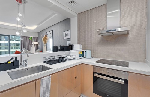 Business Bay Apartment | 1BR | Paramount | Iconic Burj View