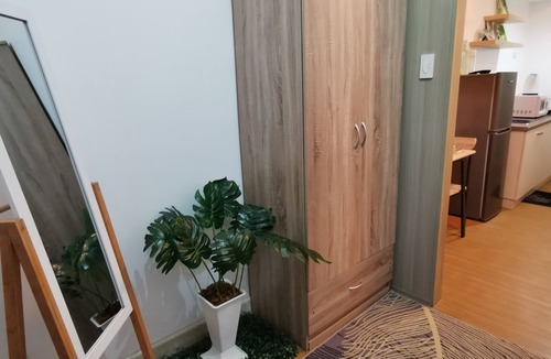 Ususan Condo | 1BR Studio w/Pool, Balcony, Near Airport&Hotspots