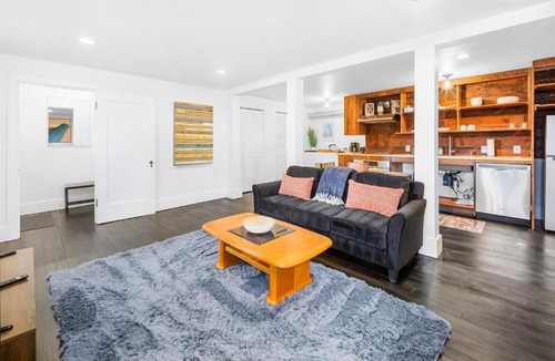 North Beacon Hill Apartment | 1BR Tranquil Haven in Beacon Hill