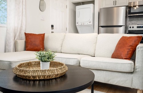 Downtown Columbus Apartment | 1BR Unit for an easy comfy stay